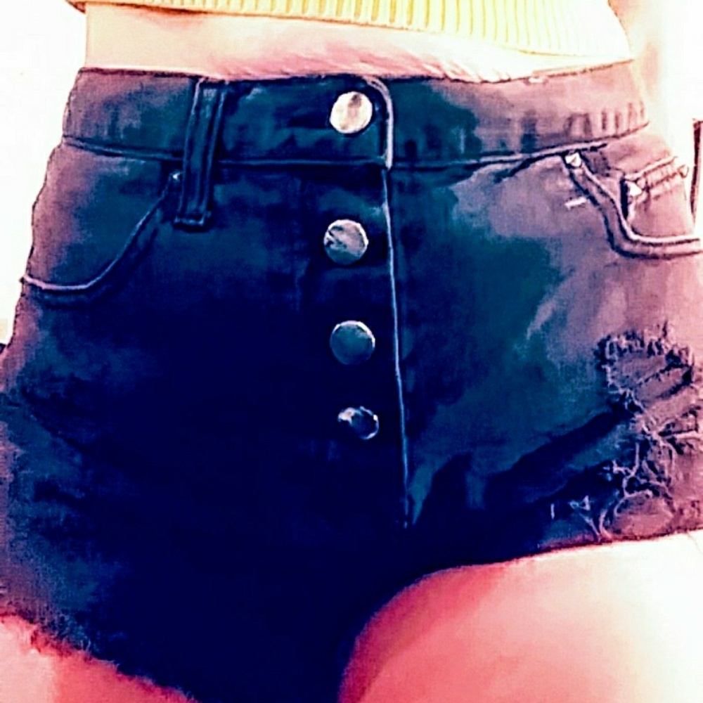 Cheeky forever 21 daisy dukes